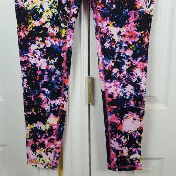 Mossimo Black Pink Print Floral Leggings Large - Picture 4 of 8